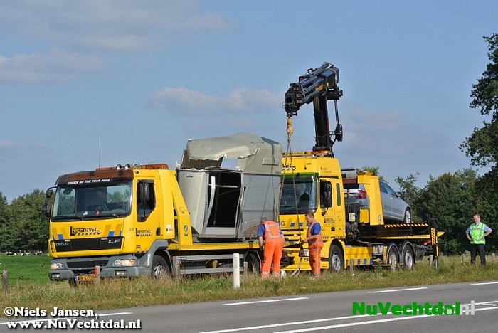 Ongeval Hessenweg met paardentrailer - Foto: Niels Jansen