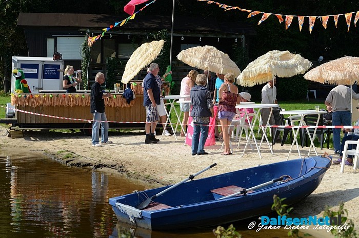 Nieuw strandje aan de Vecht - Foto: Johan Bokma