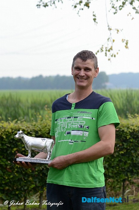 Huldiging 100.000 liter koe. - Foto: Johan Bokma