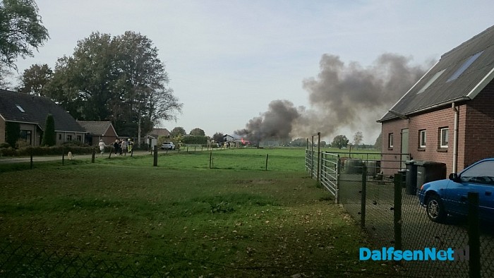 Ongeval tijdens afzetting schuurbrand (update) - Foto: Robert Bril