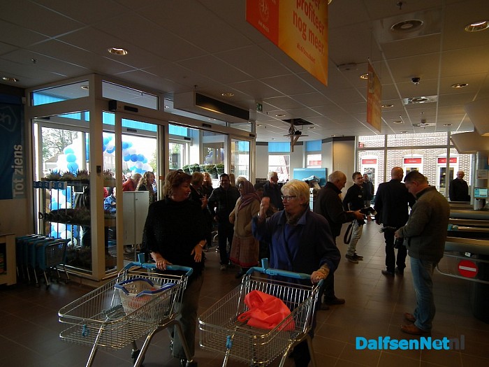 Veel belangstelling voor nieuwe AH - Foto: Robert Bril