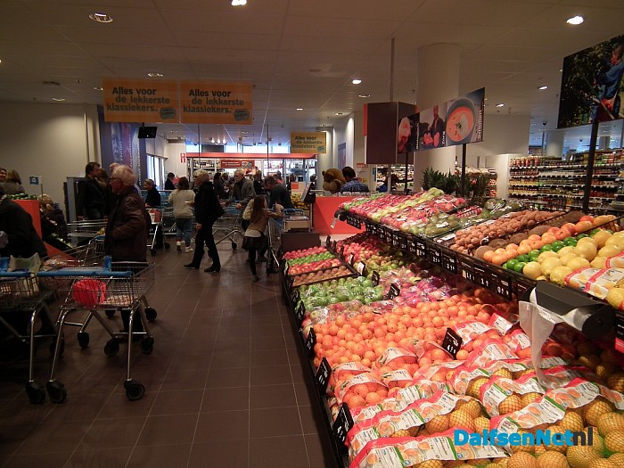 Veel belangstelling voor nieuwe AH - Foto: Robert Bril