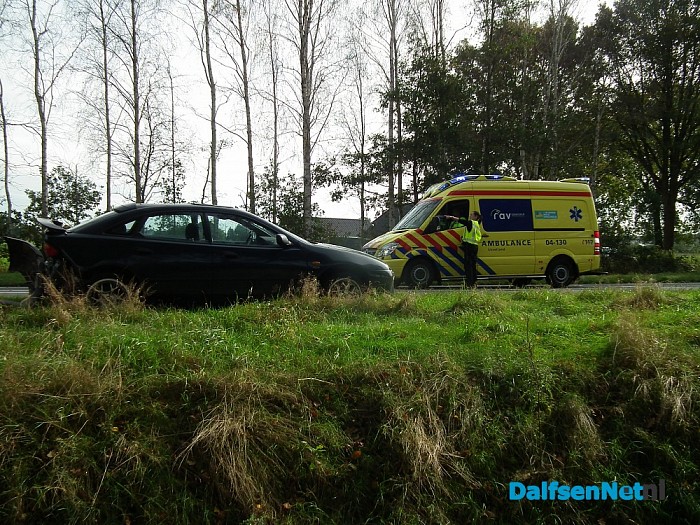 Ongeval tijdens afzetting schuurbrand (update) - Foto: Robert Bril