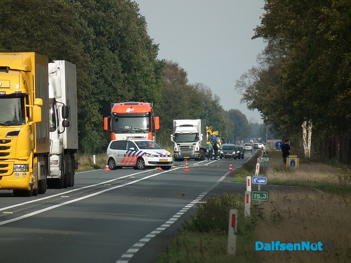 Ongeval tijdens afzetting schuurbrand (update) - Foto: Robert Bril