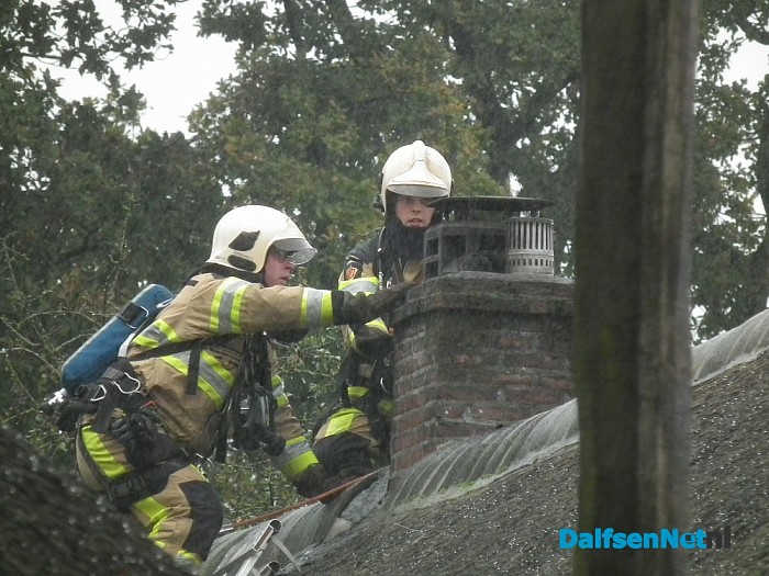 Schoorsteenbrand snel bedwongen - Foto: Robert Bril
