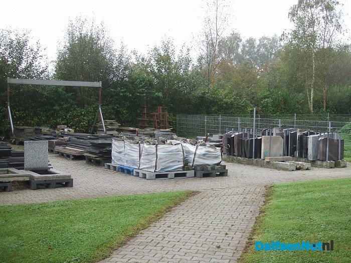 School op bezoek bij dierenbegraafplaats Vennenberg