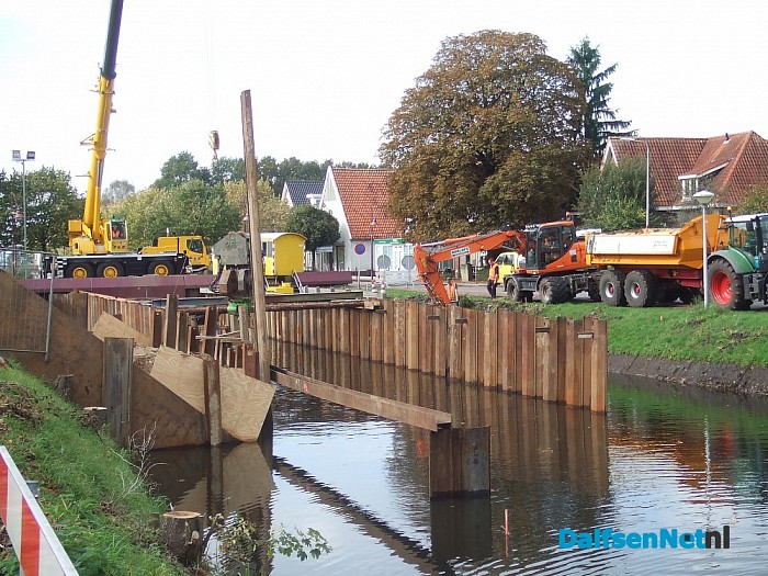 De overkluizing van het kanaal in Lemelerveld