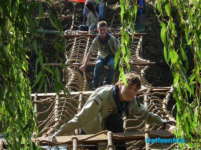 150 Scouts uit hele regio kwamen naar Lemelerveld - Foto: Robert Bril