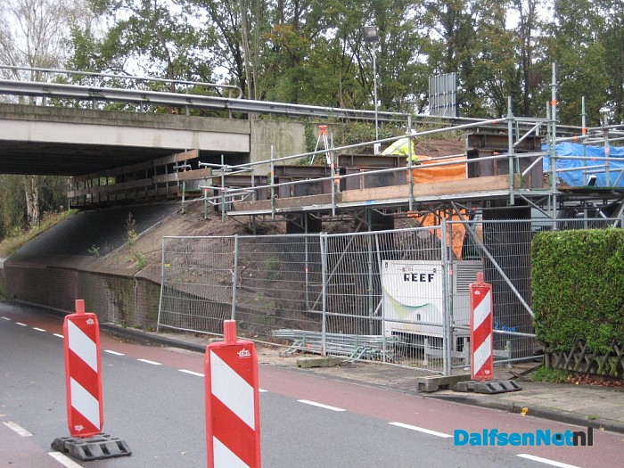 Viaduct Lemelerveld, het takelwerk gaat beginnen