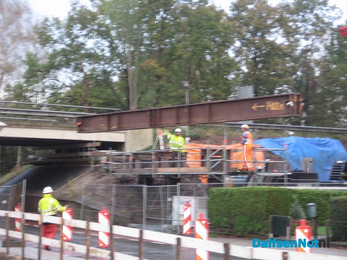 Viaduct Lemelerveld, het takelwerk gaat beginnen