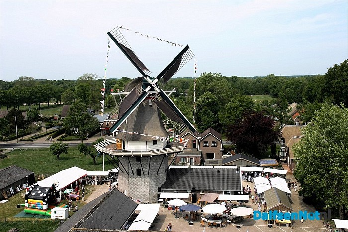 Boekenmarkt molen Massier