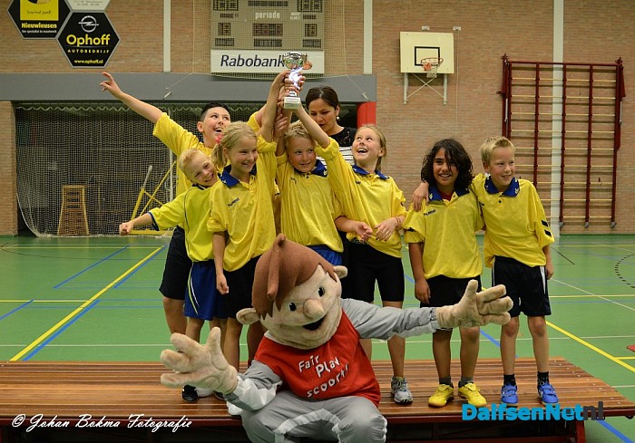 Schooltrefbaltoernooi 2014 gewonnen door de Tweemaster - Foto: Johan Bokma