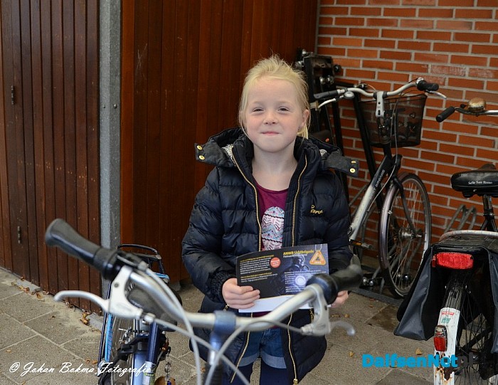 Fietsencontrole bij basisschool de Uitleg - Foto: Johan Bokma