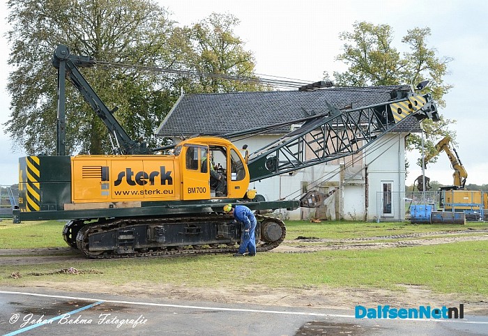 Grote kraan voor nieuwe kade - Foto: Johan Bokma