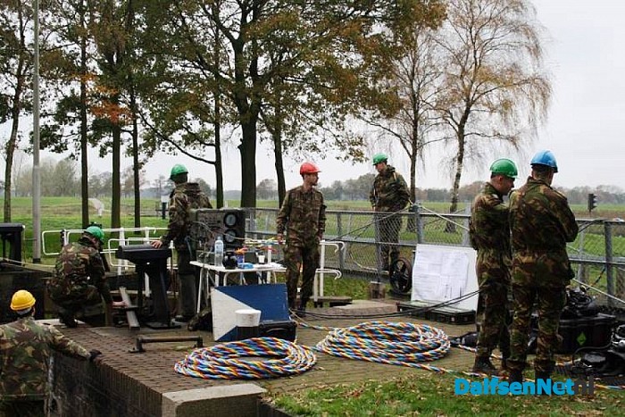 Hoogwateroefening op de Vecht is gestart