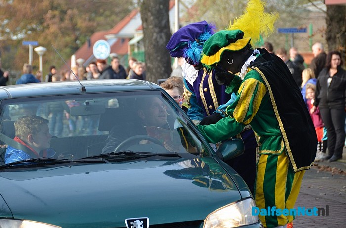 Sinterklaas bracht ook in Lemelerveld een bezoek