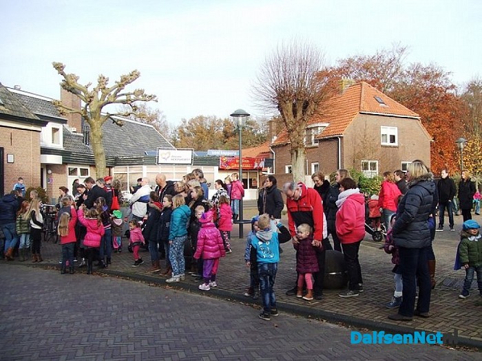 Zwartepiet valt van kerktoren in Hoonhorst (Update)