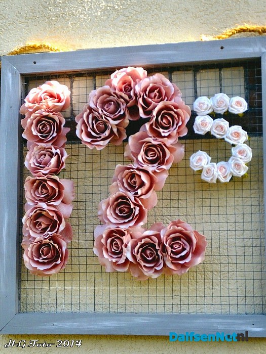 Het Antieken Bloemenhuys 12 ½ jaar. - Foto: H.G. Foto