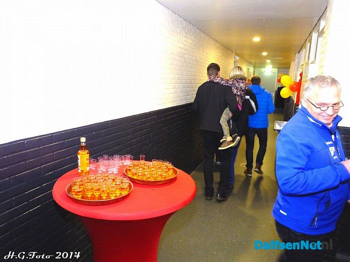 Nieuwe kleedkamers geopend. - Foto: H.G. Foto