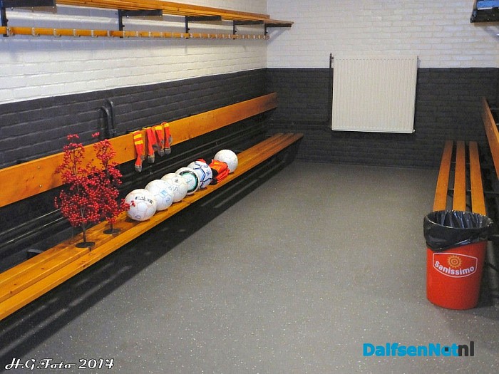 Nieuwe kleedkamers geopend. - Foto: H.G. Foto