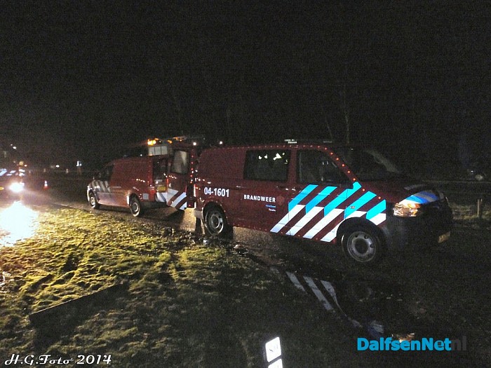 Foto update (23.30 uur) grote brand Hessenweg Dalfsen. - Foto: H.G. Foto