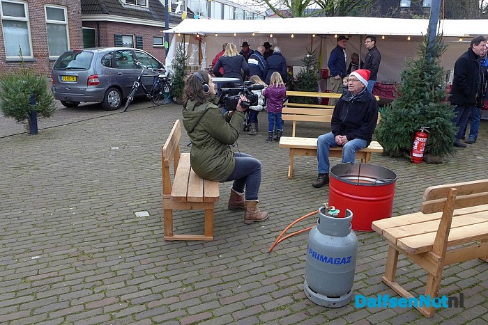 Foto’s kerstmarkt bij katholieke kerk