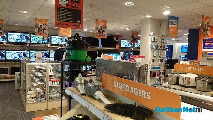 Expert Dalfsen gaat verhuizen: wie helpt? - Foto: Robert Bril