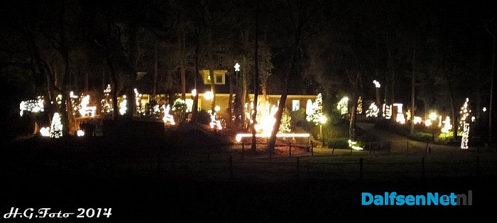 Tips voor kerstlampjes in de tuin. - Foto: H.G. Foto