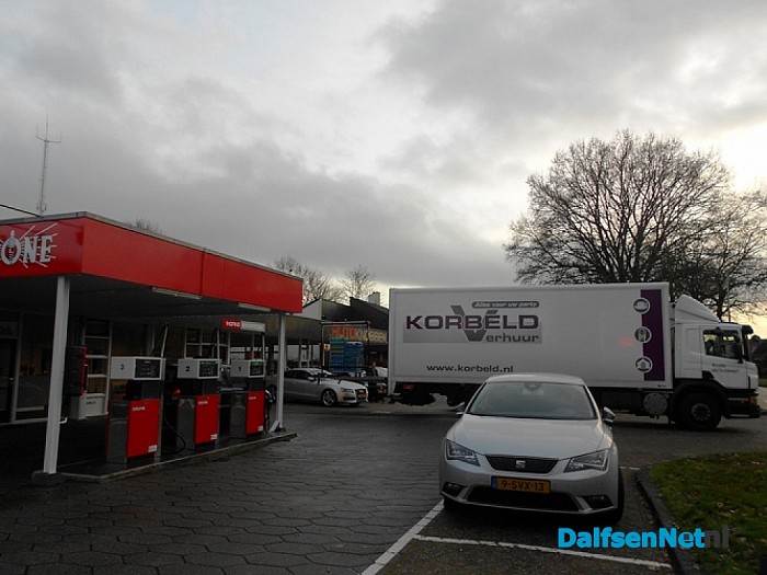 Auto Knobben open