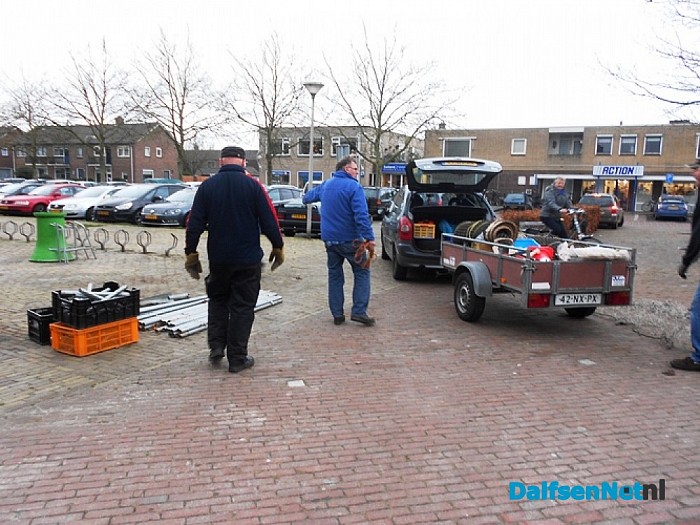 Kerstbomenhandelaren: inpakken en wegwezen