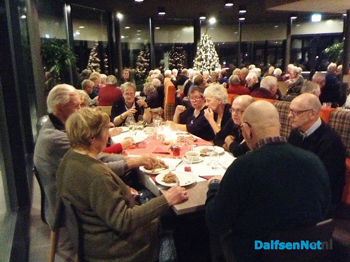Kerstdiner voor 120 ouderen