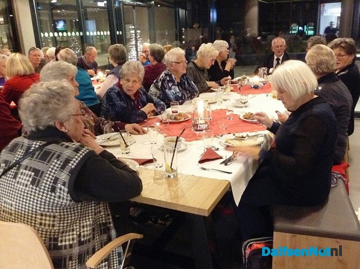 Kerstdiner voor 120 ouderen