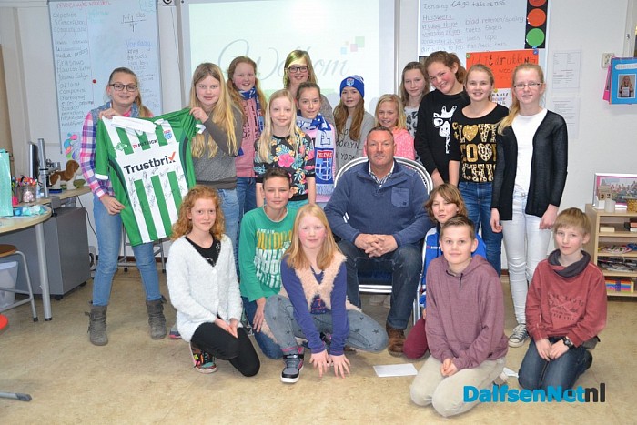 Voorleesontbijt op basisschool `De Regenboog`