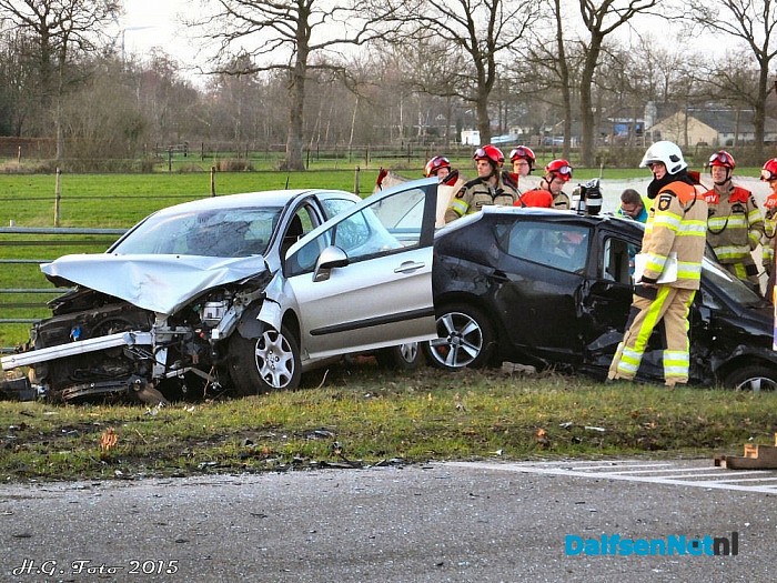 Ernstige aanrijding Buldersweg / Zandspeur. - Foto: H.G. Foto