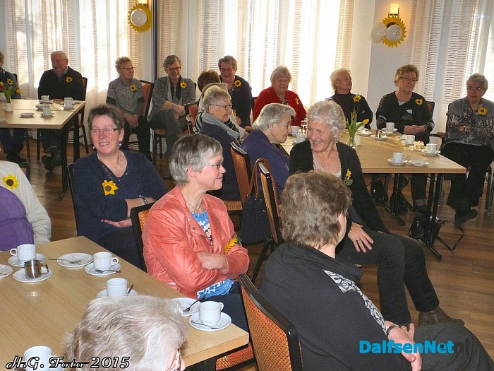 35 jaar bestaan “de Zonnebloem”Nieuwleusen. - Foto: H.G. Foto