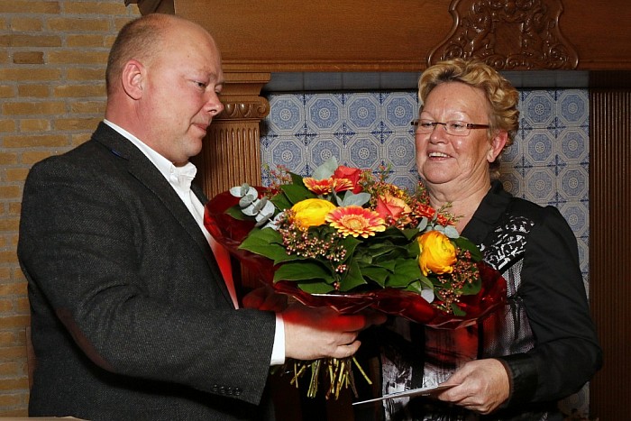 Hennie Luten neemt afscheid - Foto: Paul Scholten