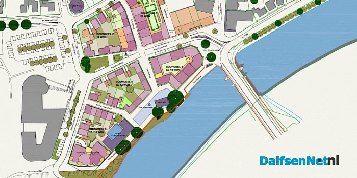 Aanleg nieuwe parkeerplaatsen bij gemeentehuis