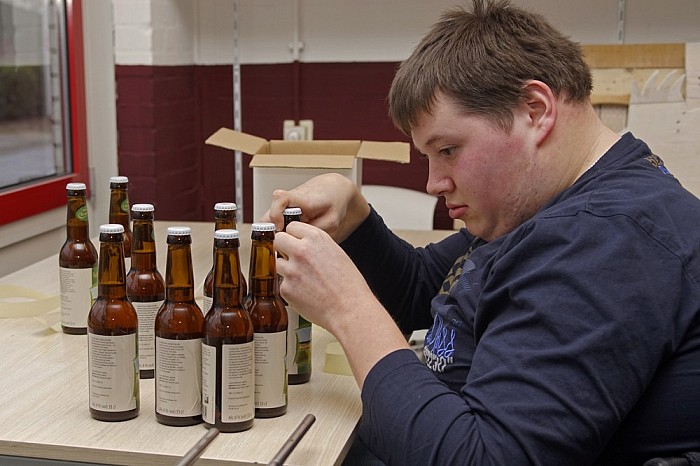 Samenwerking bierbrouwerij en LeerWerkCentrum - Foto: Paul Scholten