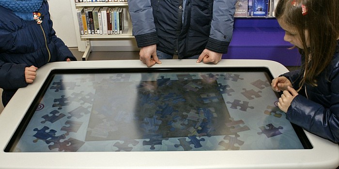 Presentatietafel in bibliotheek Dalfsen - Foto: Paul Scholten