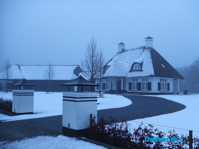 Als sneeuw voor de …………………………