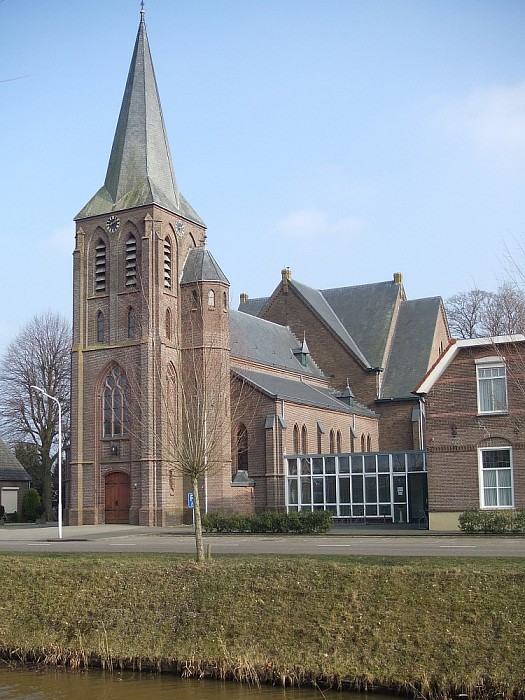 RK Kerk Lemelerveld een gemeentelijk monument. - Foto: Wim