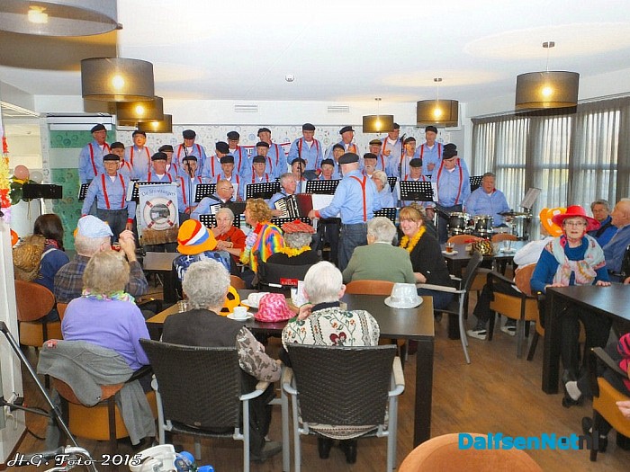 Sleutel Lemelerveld overhandigd aan Prins Carnaval - Foto: H.G. Foto
