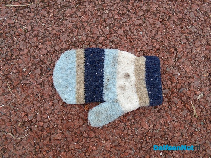 Gevonden handschoen(tje)