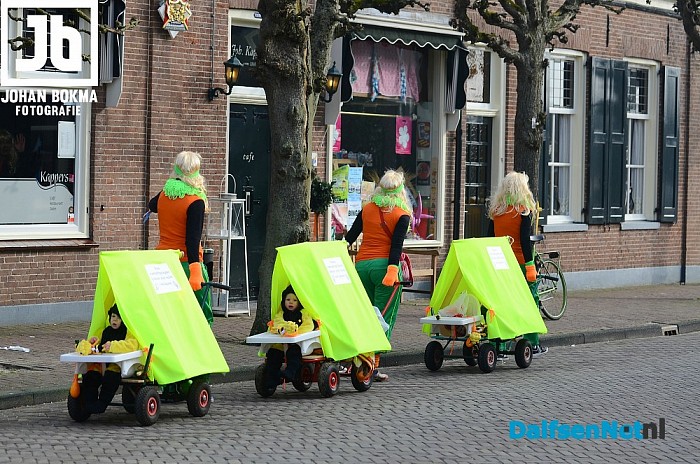Carnavalsoptocht “op de camping” in Hoonhorst - Foto: Johan Bokma