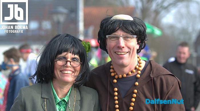 Carnavalsoptocht “op de camping” in Hoonhorst - Foto: Johan Bokma