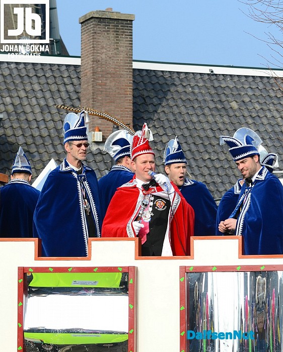Carnavalsoptocht “op de camping” in Hoonhorst - Foto: Johan Bokma