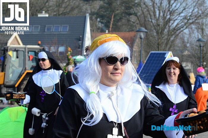 Carnavalsoptocht “op de camping” in Hoonhorst - Foto: Johan Bokma