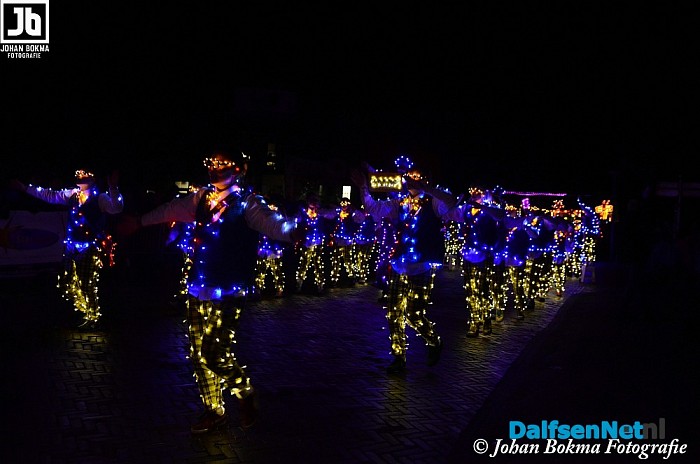 16.000 mensen bezoeken verlichte optocht Lemelerveld - Foto: Johan Bokma