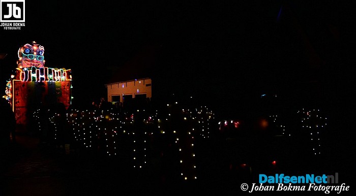16.000 mensen bezoeken verlichte optocht Lemelerveld - Foto: Johan Bokma