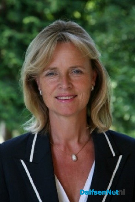 Annie Schreijer-Pierik 7 maart op bezoek in Hoonhorst en Dalfsen